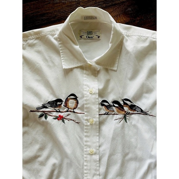 Orvis Tops - Vintage Orvis Women Button Down Size 10 White Embroidered Birds
